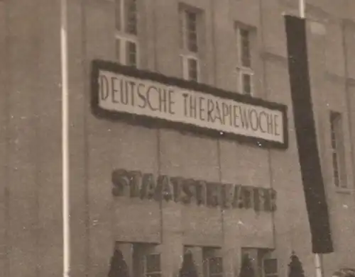 tolles altes Foto - Leipzig ?? Staatstheater - Deutsche Therapiewoche - 50-60er