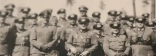 tolles altes Foto - Gruppenfoto Soldaten Lehrgang 1937 -  Dessau ?