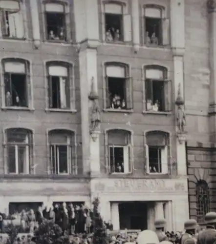 tolles altes Foto - Nebelwerfer - Einheit - Leipzig ??? Deutsche Bank - Repro