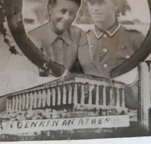 tolles altes Foto - Soldat und Frau - Andenken aus Athen 