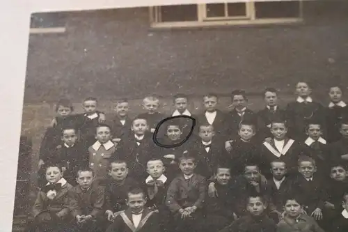 tolles altes Foto  Knabenschule ? Schüler ? 1912