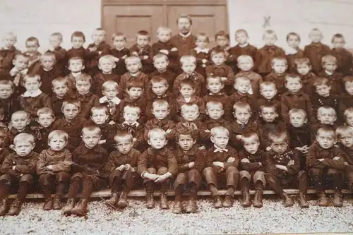 tolles altes Foto  Knabenschule ? Schüler ? 1880-1910 ?