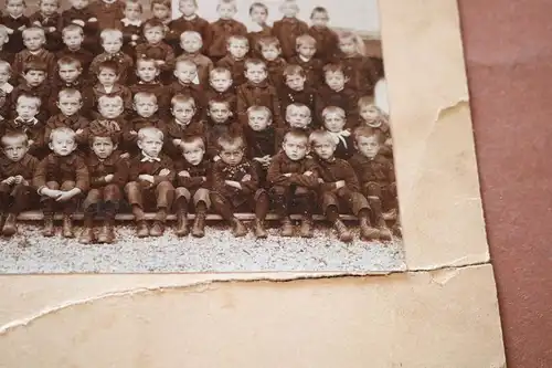 tolles altes Foto  Knabenschule ? Schüler ? 1880-1910 ?