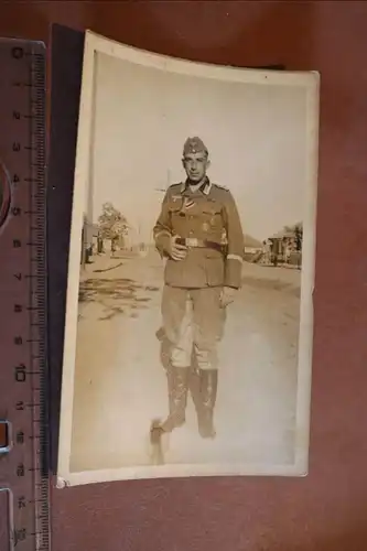 tolles altes Foto - Portrait eines Soldaten mit Schiffchen Russland Sommer 1942