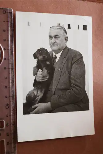 tolles altes Foto - Mann mit seinem Dackel Teckel 1939
