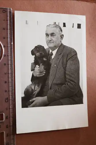tolles altes Foto - Mann mit seinem Dackel Teckel 1939 