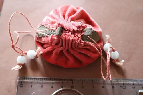 tolles altes Geldsäckchen ?? Säckchen Samt mit Glasperlen-  20-30er Jahre 