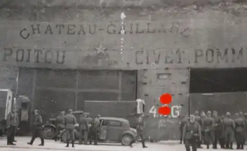 altes Foto  Soldaten Migné Les Carrières du Poitou, Civet-Pommier et Cie,