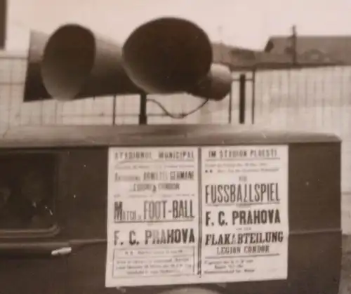 tolles altes Foto - Oldtimer Propaganda-Wagen Fussball Flakabtlg. Legion Condor