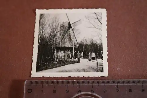 tolles altes Foto Windmühle - Ort ???  30-40er Jahre ??