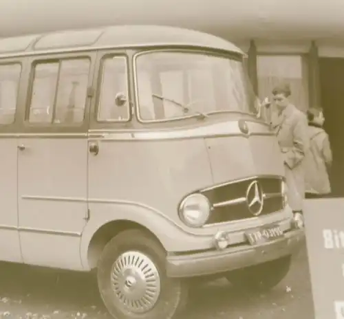 tolles altes Negativ - Oldtimer Transporter  Mercedes O 319  - 50er Jahre