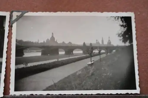 zwei  tolle alte Fotos Jungs in Dresden  1937