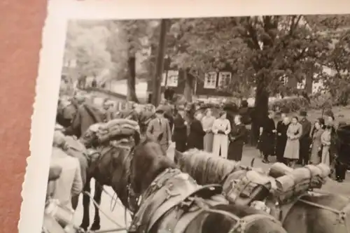 drei alte Fotos - zerstörter Panzer , französische Grenze, deutsche Soldaten