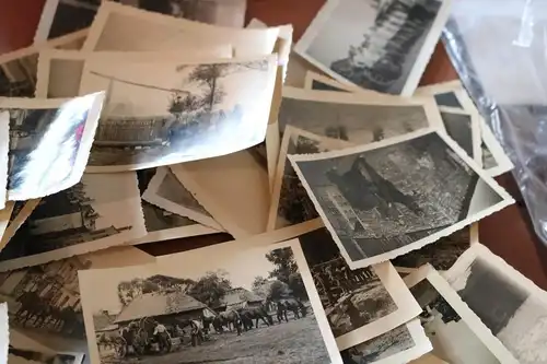 Konvolut 99 Fotos eines Soldaten , zerstörte Städte, Frankreich u. Russland ?