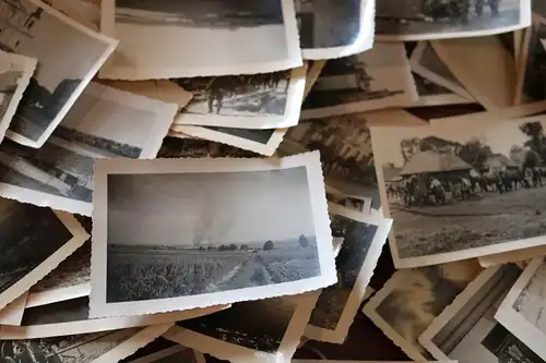 Konvolut 99 Fotos eines Soldaten , zerstörte Städte, Frankreich u. Russland ?