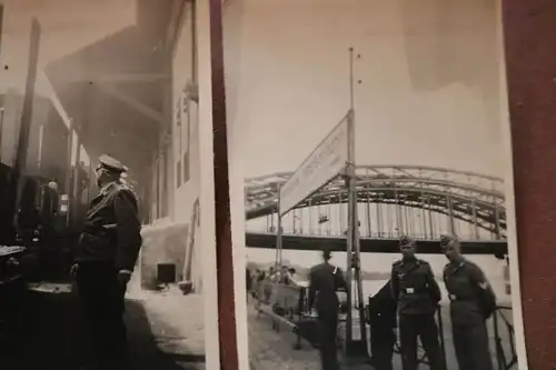 drei Fotos eines Soldaten - Bahnsteig , Brücke , rückseitig beschrieben