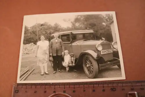 tolles altes Foto Familie posiert mit Oldtimer  Essex Super Six ?? 20-30erJahre