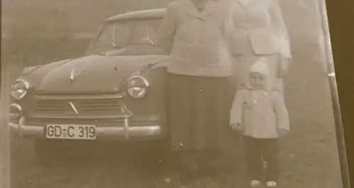 tolles altes Negativ - Oldtimer Lloyd  mit Familie 50-60er Jahre