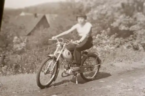 zwei  tolle alte Negative - Oldtimer Mofa, Moped ? Motorrad ?? 