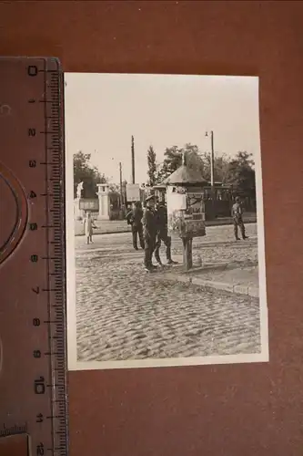 tolles altes Foto - Kirowograd  russische Litfasssäule 