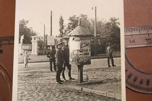 tolles altes Foto - Kirowograd  russische Litfasssäule 
