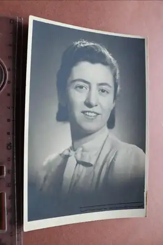 tolles altes Foto - Portrait hübsche Frau - Mädel - Paris 1941