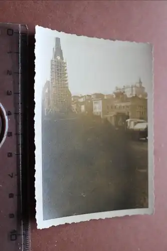 altes Foto - Stadt - Kirche - Gebäude - Lazarett ?? Rote Kreuz Fahne 