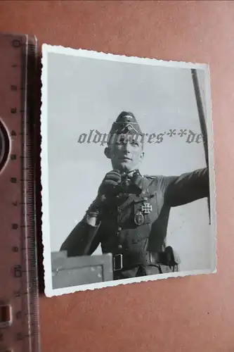 tolles altes Foto - Portrait Panzerkommandant ?? Abzeichen EK I, Fernglas