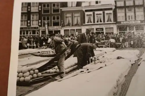 tolles altes Foto - Niederlande  ??? - Käsemarkt ????  Früchte ???