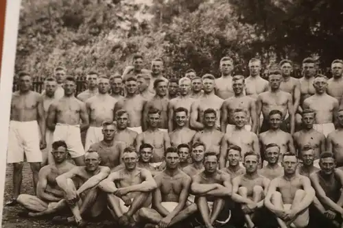 tolles altes Gruppenfoto 16. Kompagnie I.R. 6  beim Sport Sommer 1929