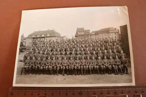 tolles altes Kompanie Foto - April 1940  in der O.U. R  ???