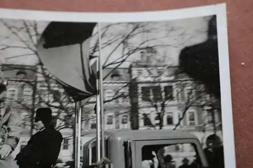 tolles altes Foto - Helmtaucher bei Festumzug WHW 1938