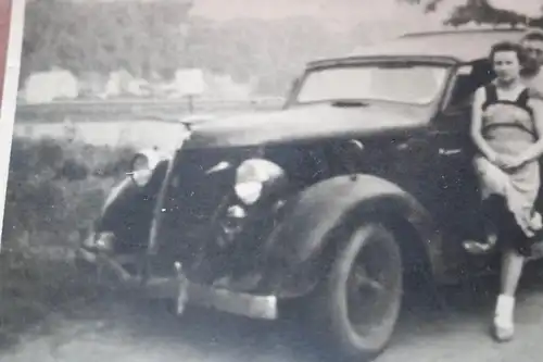 tolles altes Foto  mir unbekannter Oldtimer Pritsche - Hotrod ? Naumburg ?