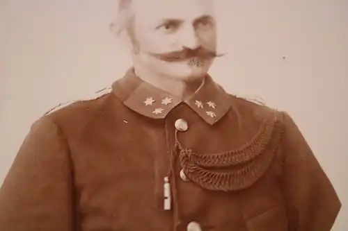 tolles altes Kabinettfoto - Portrait eines Soldaten Österreich  - Landshut