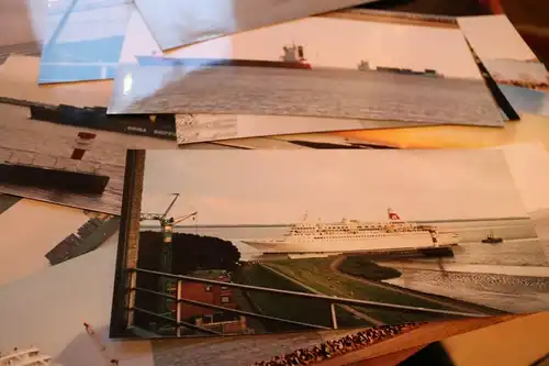 20 Fotos - Containerschiffe und andere 