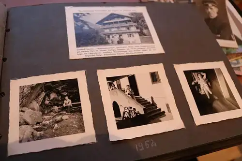 Konvolut - Fotoalbum, Fotos, Reichsmark, Postkarten 