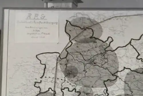 zwei alte Glasnegative Karte Deutsches Reich Rundfunk-Empfang Stand 1935