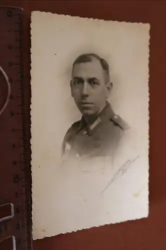 tolles altes Foto - Portrait eines Soldaten 