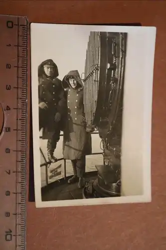  altes Foto - Matrosen Schiff Schlesien ?? Scheinwerfer ?? Wilhelmshaven ?