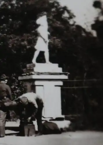 altes Foto - Soldaten , Schilderwald - Ukraine ?? Uman ?