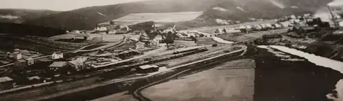 zwei tolle alte Fotos - Niederschelderhütte  - Ort - Fabriken  30er Jahre