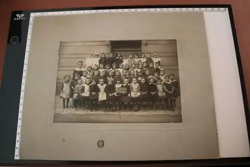 tolles altes Klassenfoto - Mädchenschule - 1920 - Ort ??