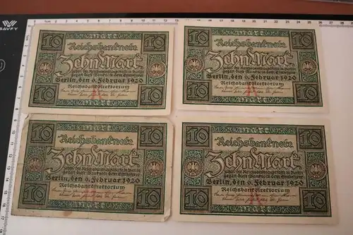 vier tolle alte Reichsbanknoten Zehn Mark 1920 - zwei mit forlaufender Nummer