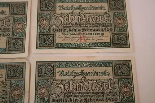 vier tolle alte Reichsbanknoten Zehn Mark 1920 - zwei mit forlaufender Nummer