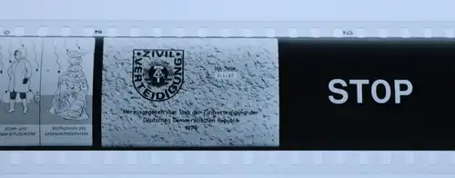 interessantes altes Kasettenbildband - 1/1 Kernwaffen Teil 2   aus der DDR 