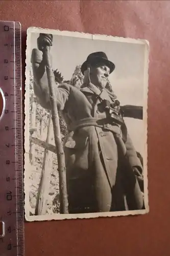 tolles altes Foto - Mann mit Fotoapparat - Rax Ottohaus - 1940 Filmdreh ??? 