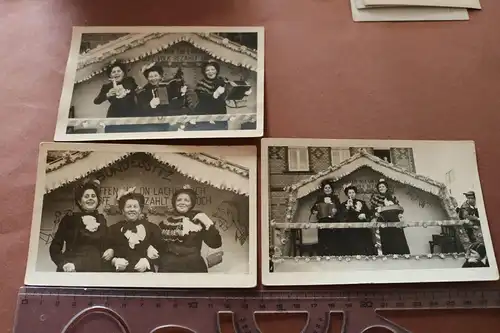 drei tolle alte Fotos - drei Frauen beim Fastnachtumzug Kaltenengers 1950