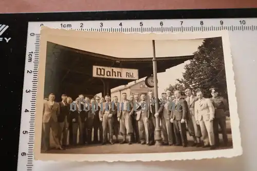 altes Foto - Bahnsteig - Bahnhof Wahn Rhl.  1938 Uffz- Korps