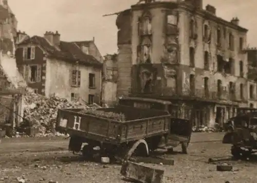 altes Foto - zerstörte Stadt - Vitry - Frankreich -