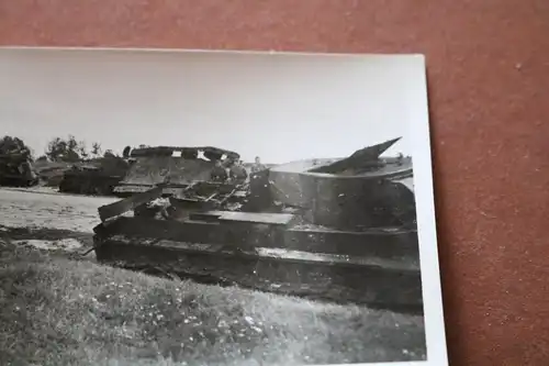  altes Foto zerstörte sowjetische Panzer - Ort ?